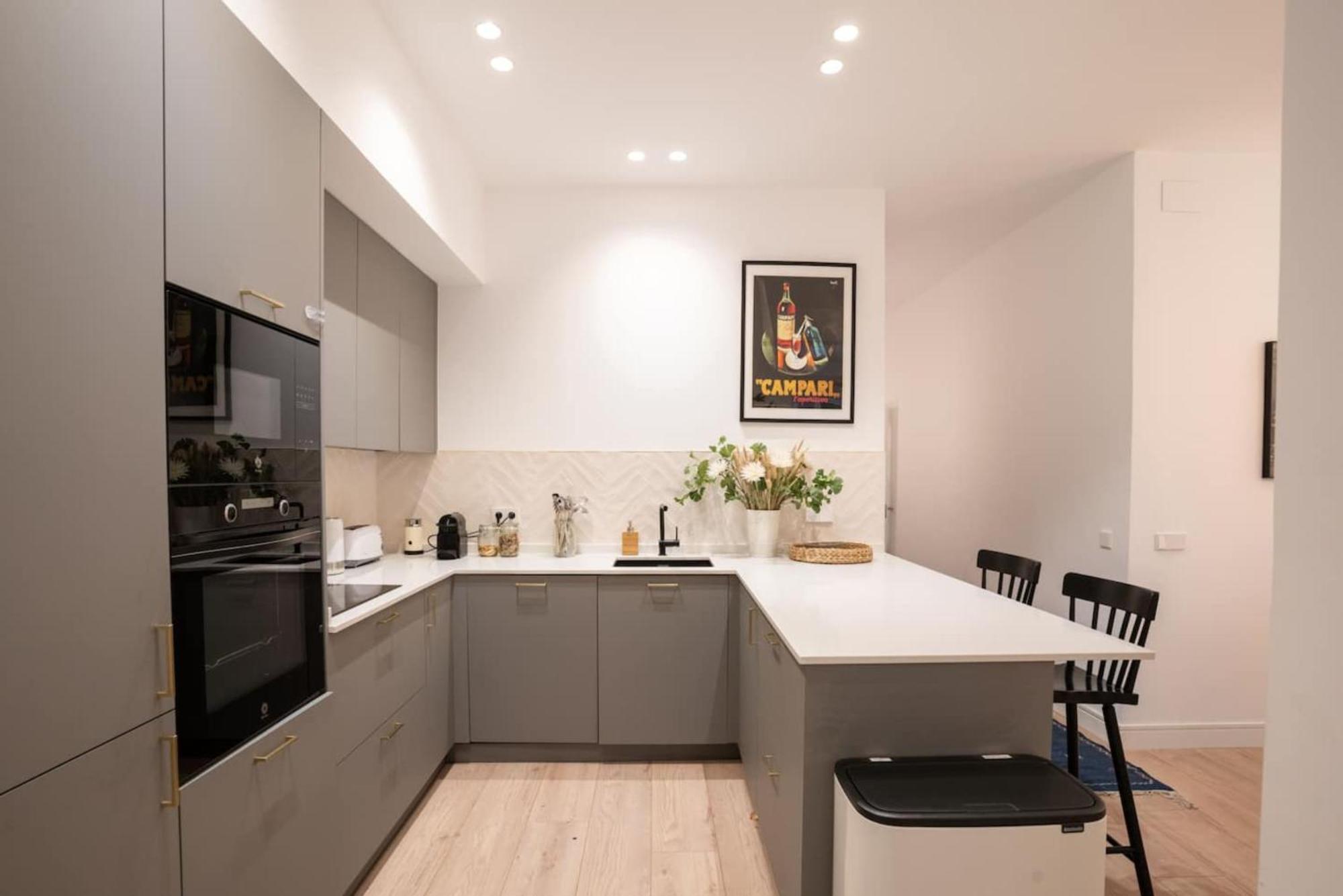 Appartement Stylish 2 Bedroom In The Heart Of